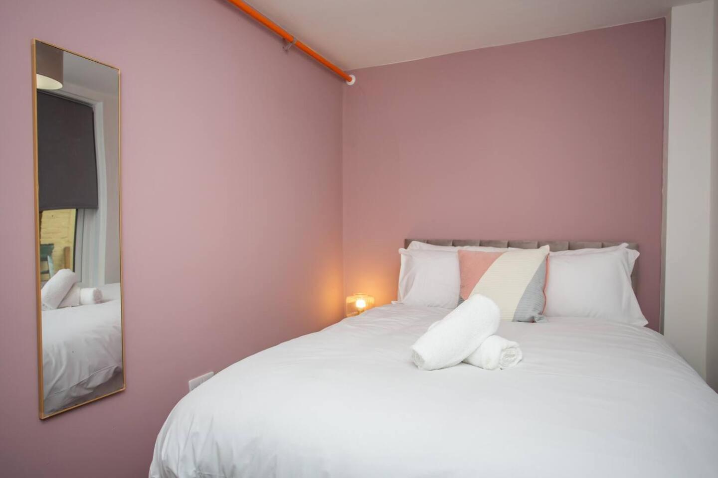 Vacant Nests North Parade Apartment