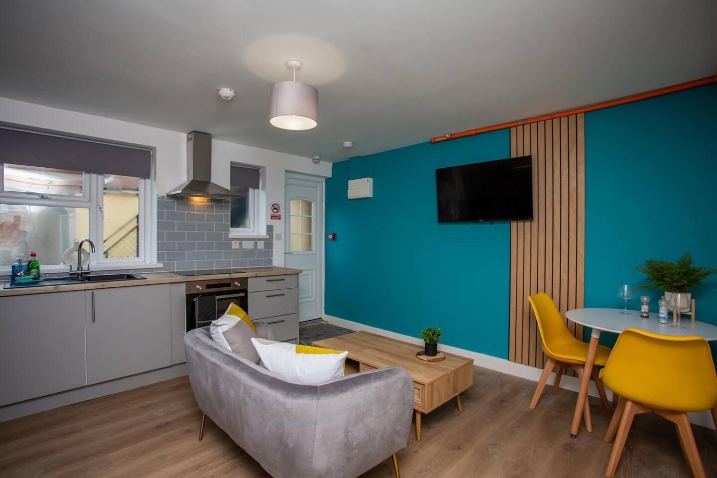 Vacant Nests North Parade Apartment Whitley Bay